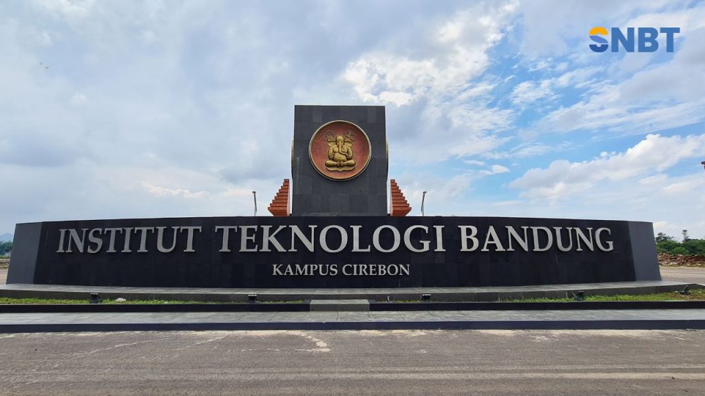 institut negeri terbaik di indonesia